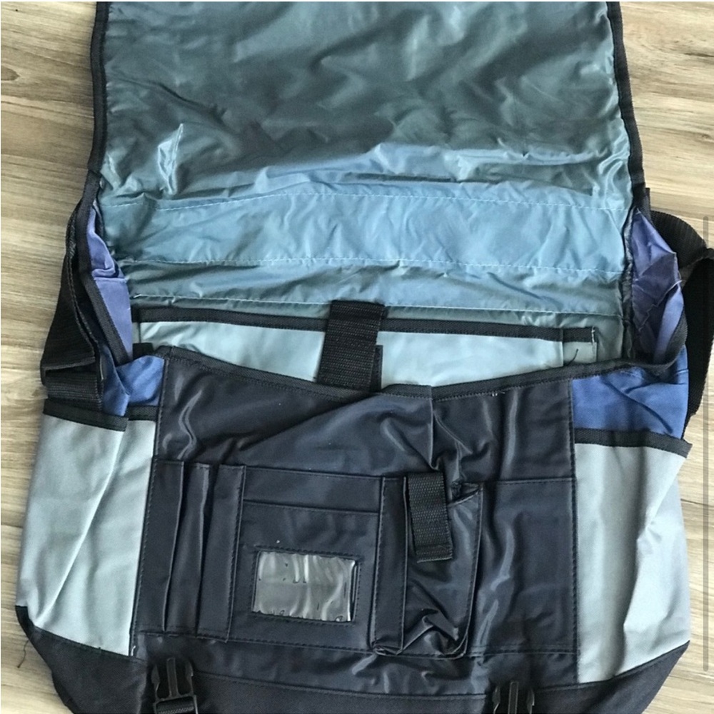 Blue and Gray Men's Messenger Computer Bag - Picture 4 of 7